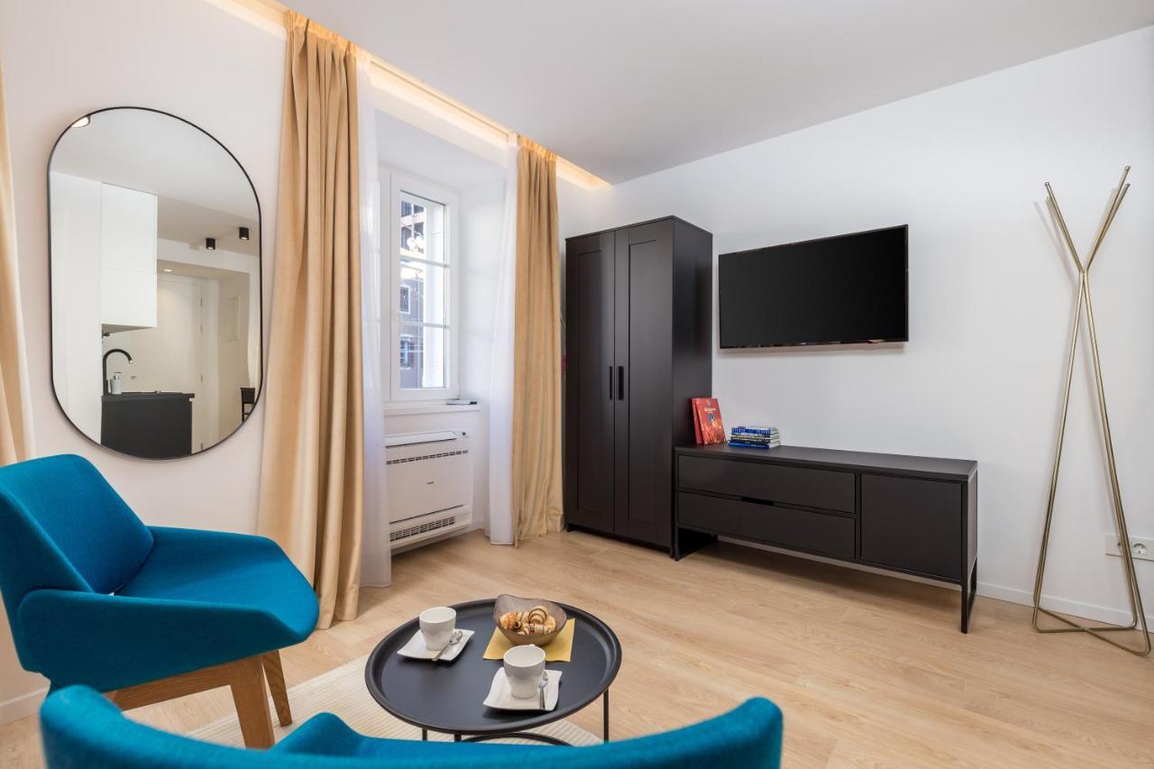Apartamento Sweet Nest Korzo Rijeka Exterior foto